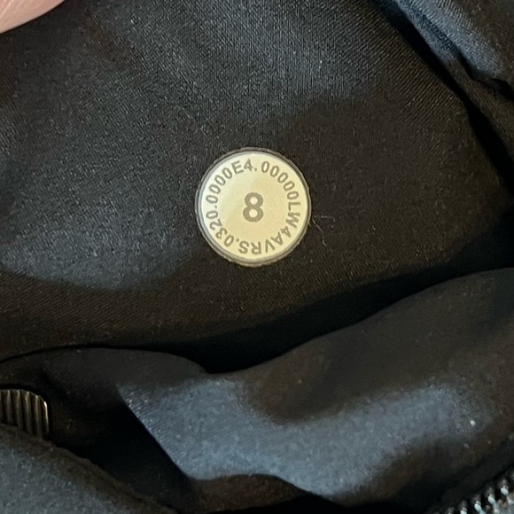 Lululemon Women's Black/Green  Camouflage Jacket Size 8 - Picture 13 of 13